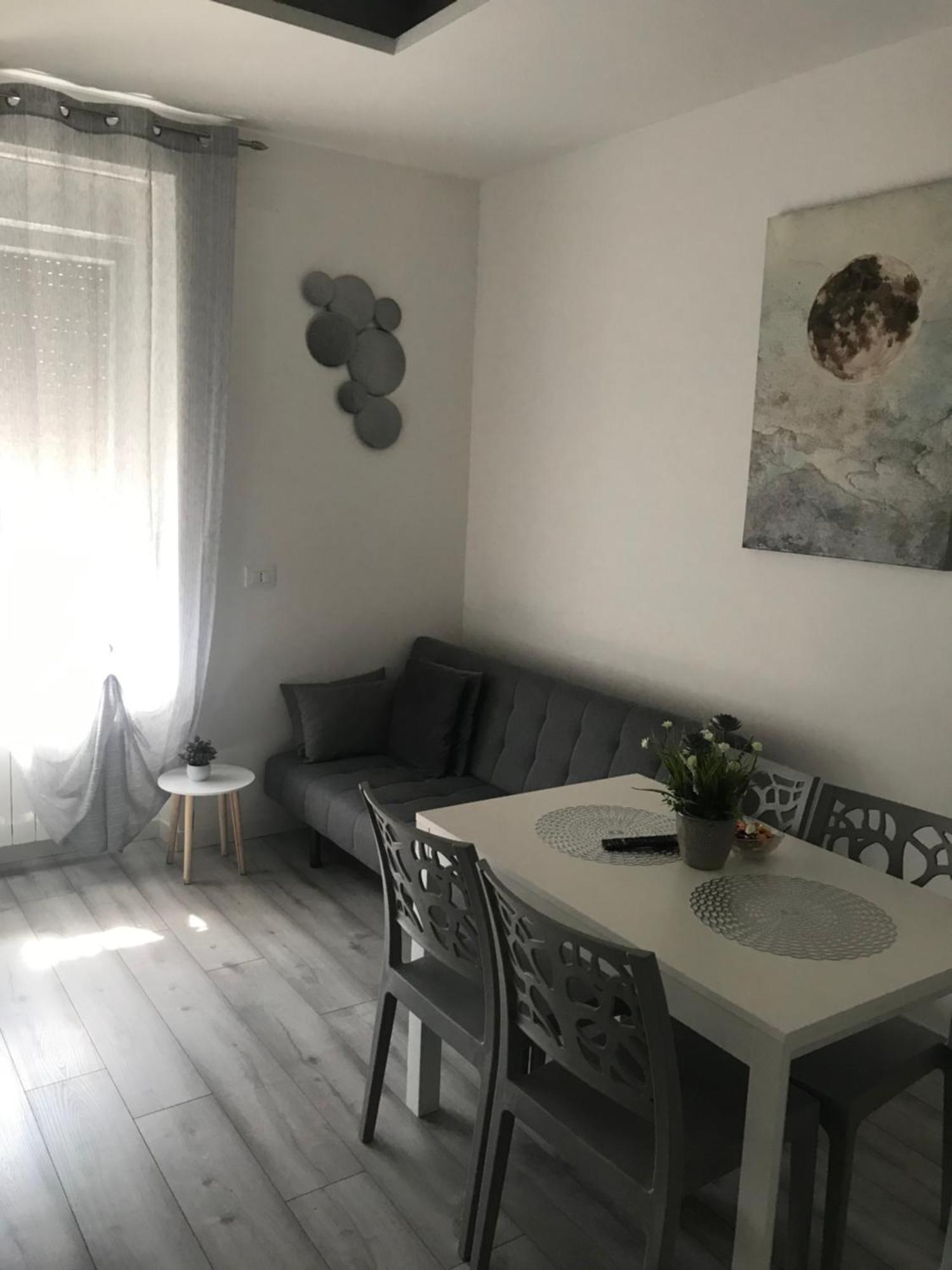 Andjela Apartment トリエステ エクステリア 写真